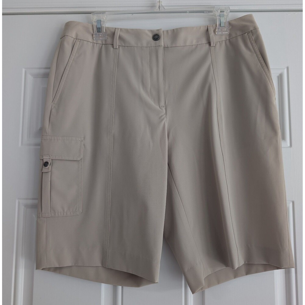 LizGolf Audra Women's Size 10 Golf Shorts Khaki Cargo Pockets Athleisure Momcore